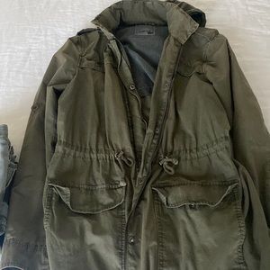 Lightweight hooded trench coat